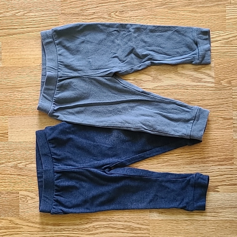 💥3/$10💥 OLD NAVY Set of 2 Pants